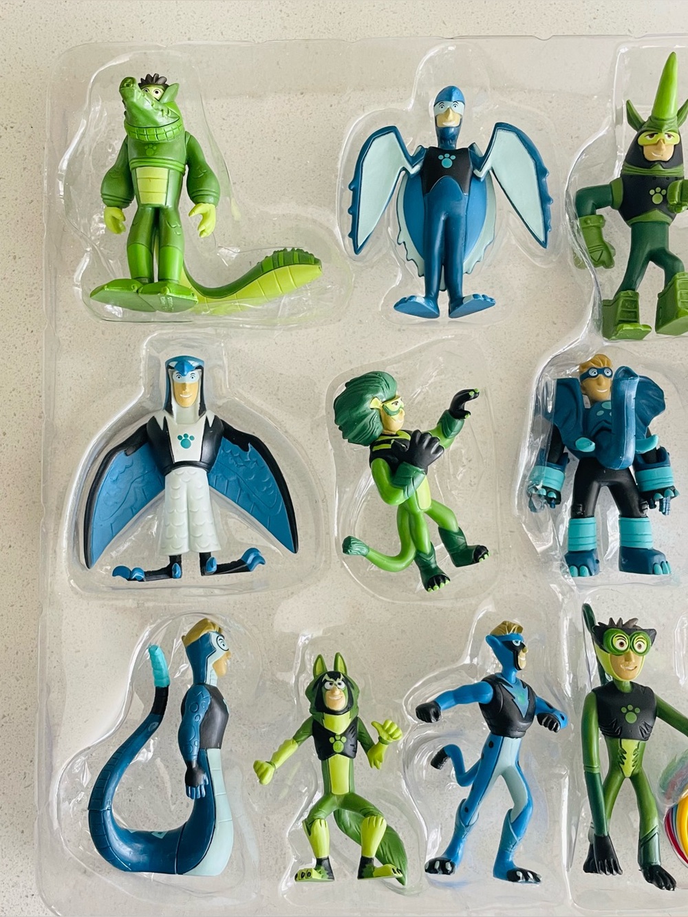 Wild Kratts 22 piece Collectors Figure Set - Picture 3 of 8